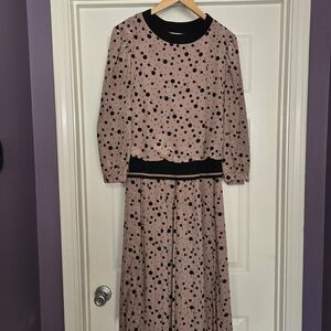 Chic Vintage 80s Polka Dot Midi Dress in‎ Tan and Black